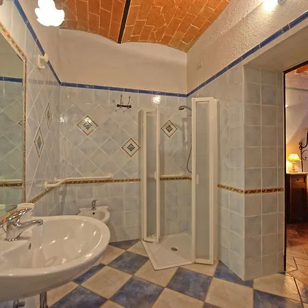 Montecchio Sleeps 6 With Pool Apartment Cortona